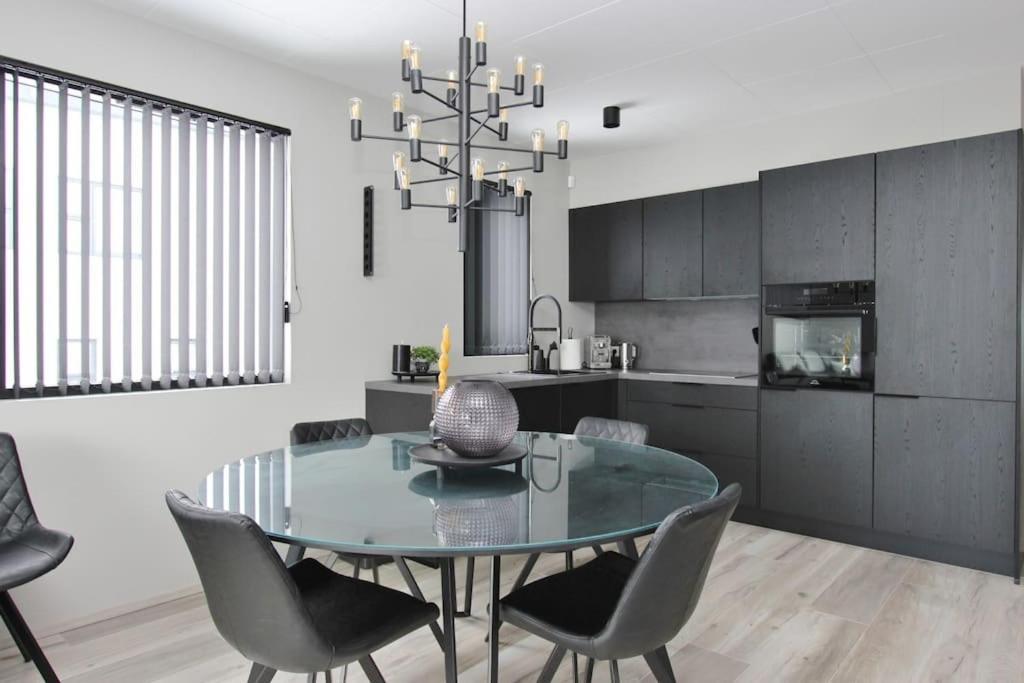 Apartment Beautiful In *